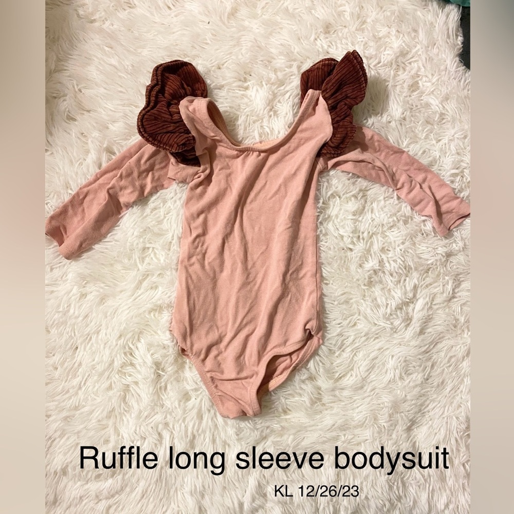 Long sleeve bodysuit with ruffle sleeves